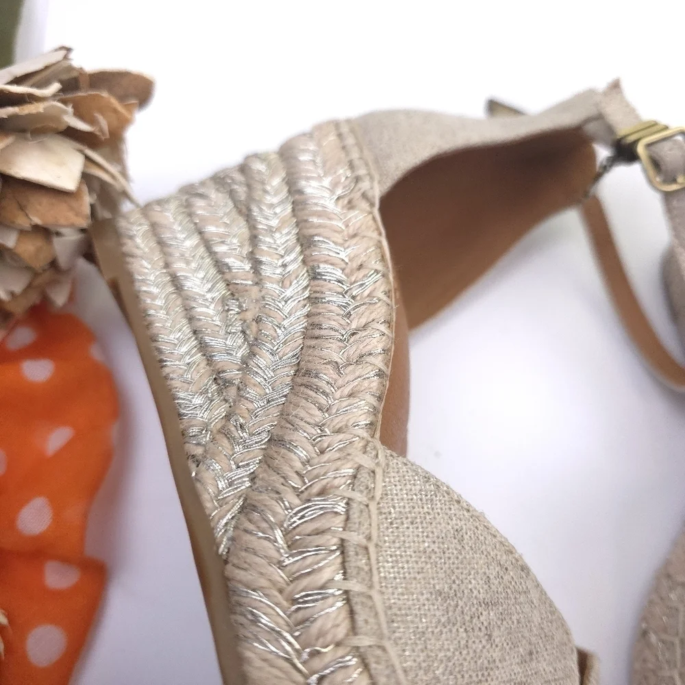Lucky Brand Gorgeous Silver Weave Beige Espadrille Wedge Sandals Size 7½